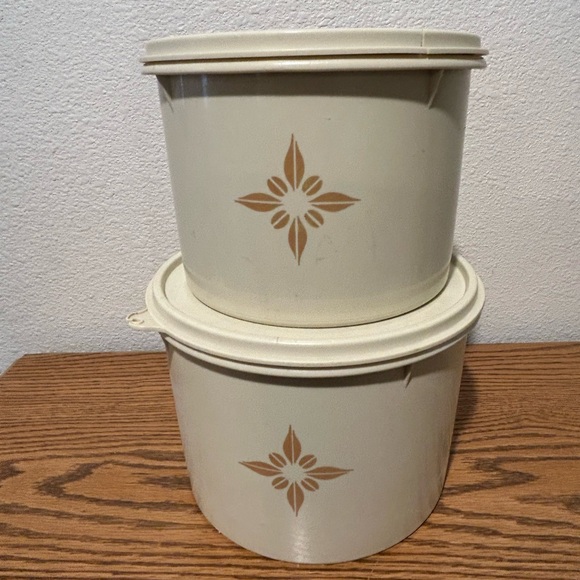 Tupperware Ice Cream, Cheese keeper and Storage Set - Picture 9 of 15